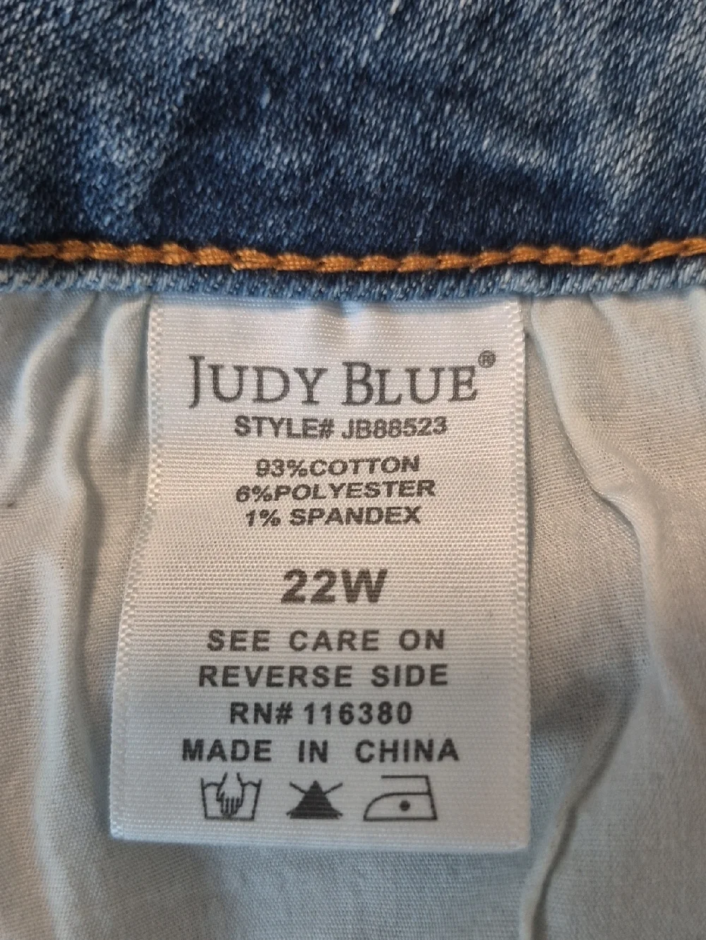 Judy Blue Jeans Womens Stretch Relaxed Fit Mid Rise Light Wash Fade Sz 22W